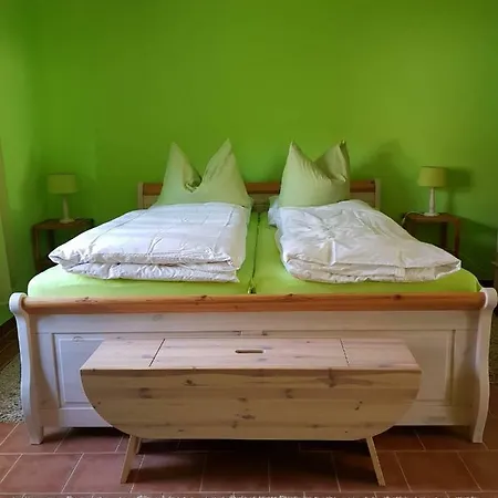 Hering I Terrace Apartment *